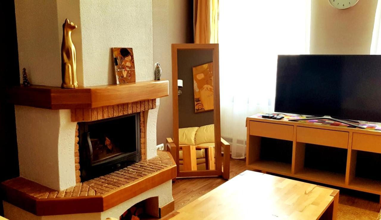 Gustav House Apartment Daugavpils Bagian luar foto