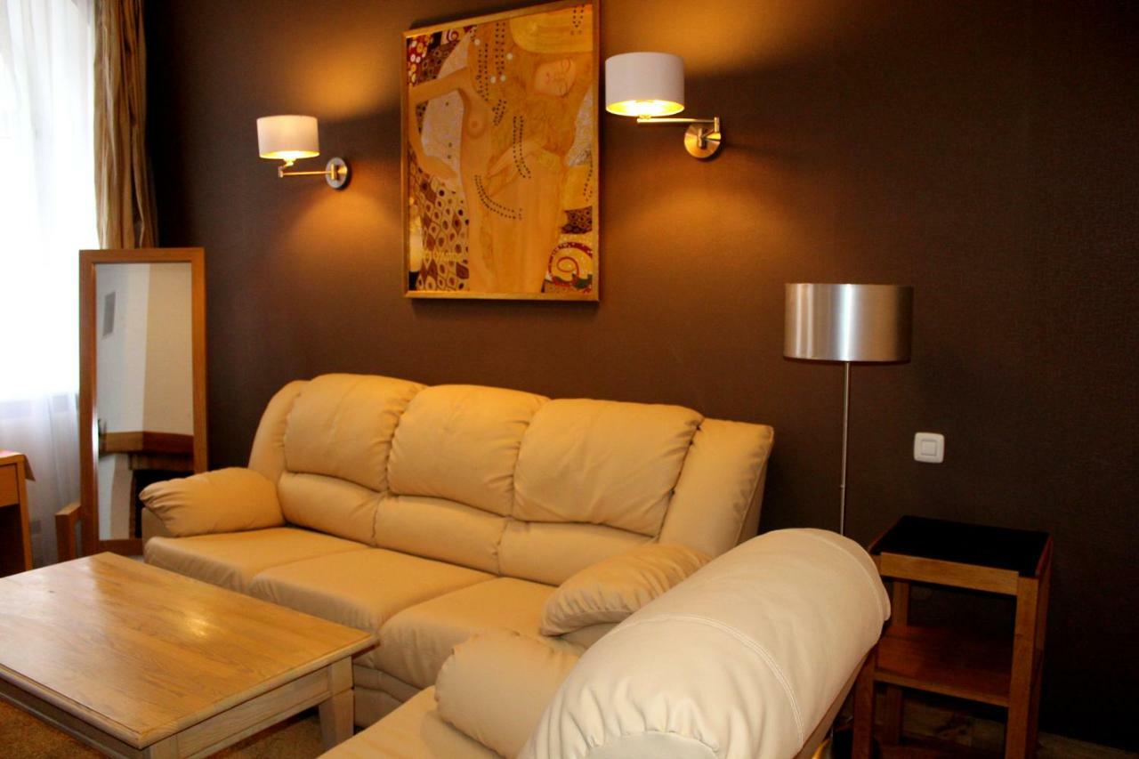Gustav House Apartment Daugavpils Bagian luar foto