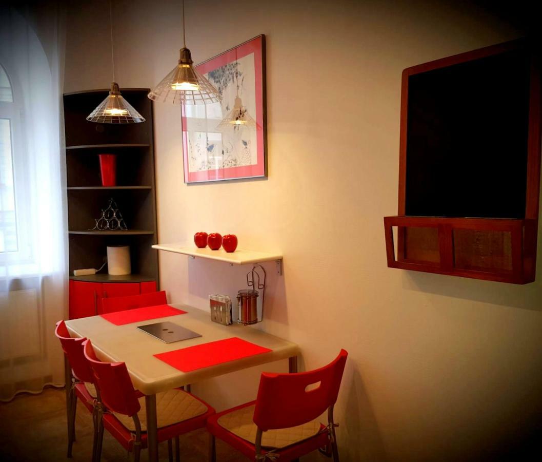 Gustav House Apartment Daugavpils Bagian luar foto