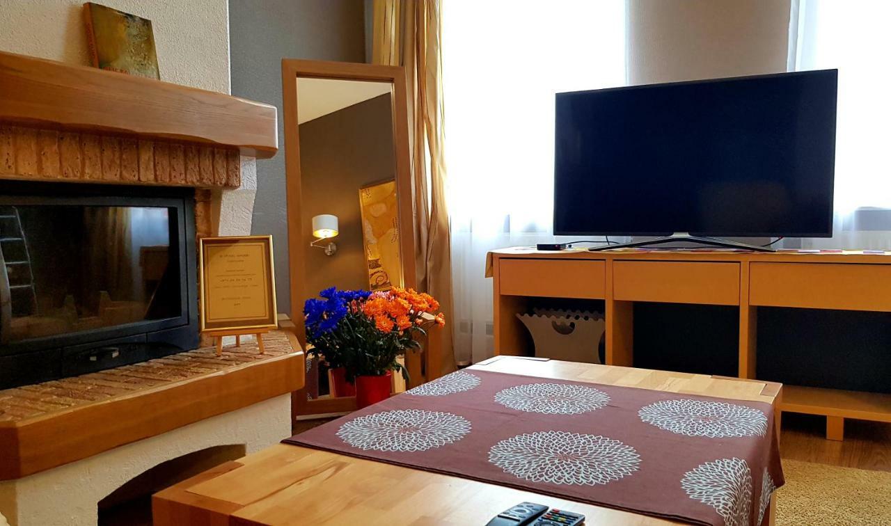 Gustav House Apartment Daugavpils Bagian luar foto
